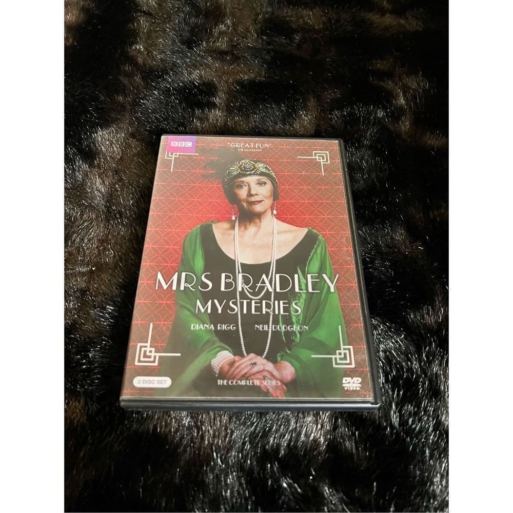 Mrs.‎ Bradley Mysteries: The Complete Series [DVD]